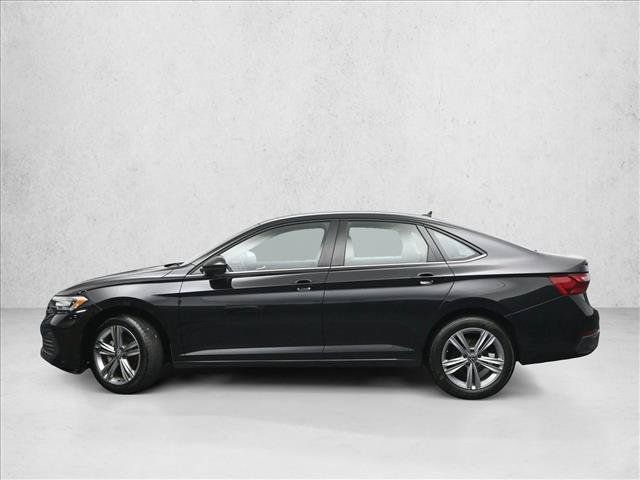 Used 2024 Volkswagen Jetta SE FWD image 5