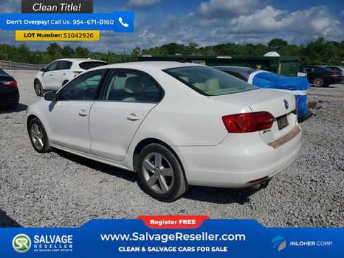 Used 2011 Volkswagen Jetta TDI FWD image 3