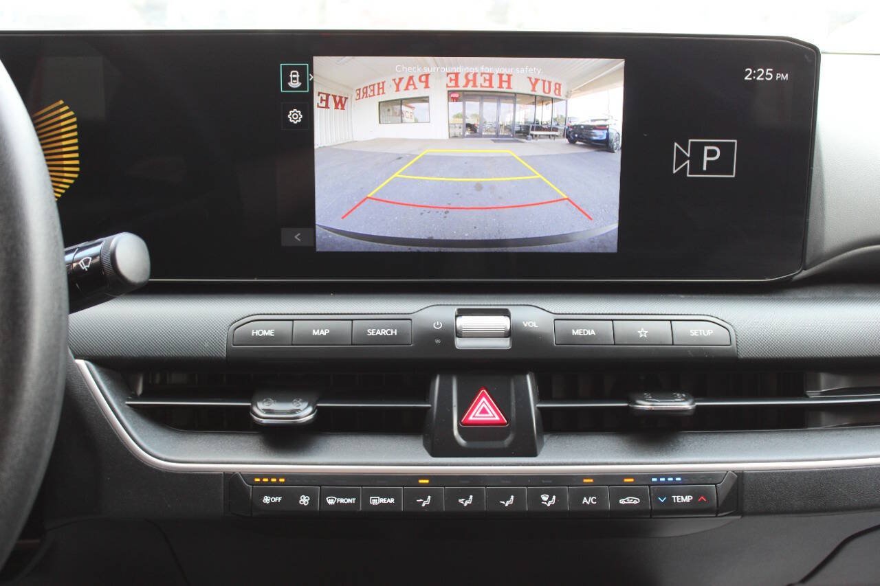 Used 2025 Kia K4 FWD image 20