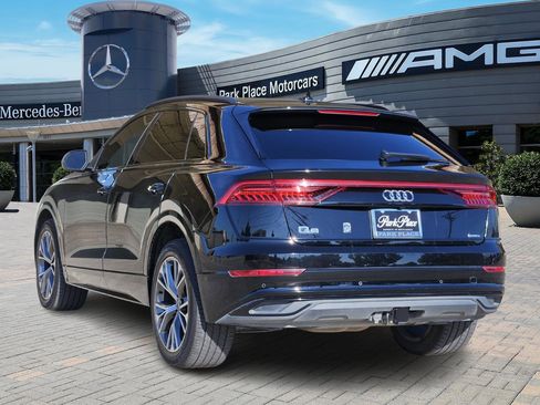 Used 2021 Audi Q8 Premium w/ Black Optic Package image 4
