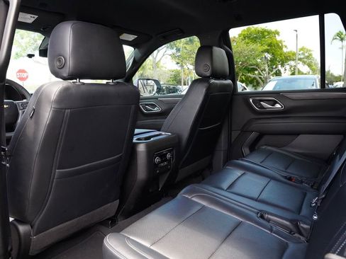 Used 2024 Chevrolet Tahoe LS RWD image 16