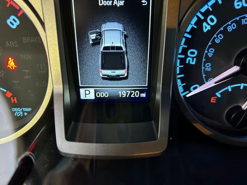 Certified 2023 Toyota Tacoma w/ Trail Edition image 16