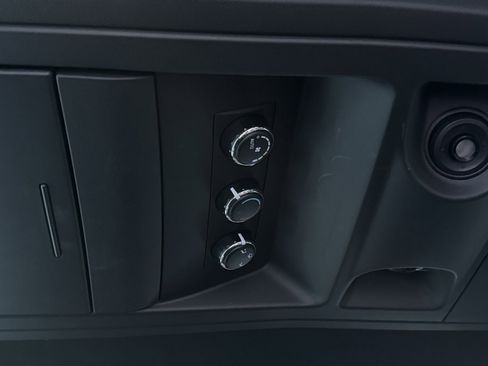 Used 2019 Dodge Grand Caravan GT FWD image 24