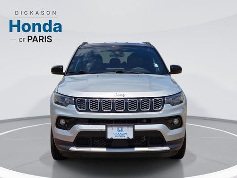 Used 2025 Jeep Compass Limited AWD/4WD image 2