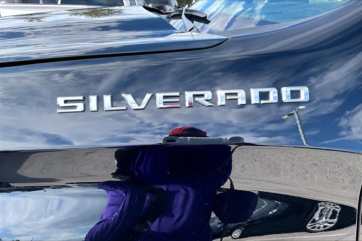 Used 2024 Chevrolet Silverado 1500 Custom RWD image 10