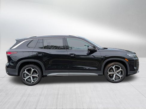 Used 2025 Volkswagen Tiguan SE AWD/4WD image 8