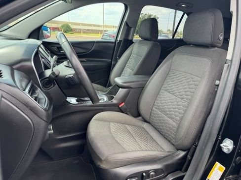 Used 2018 Chevrolet Equinox LT FWD image 21