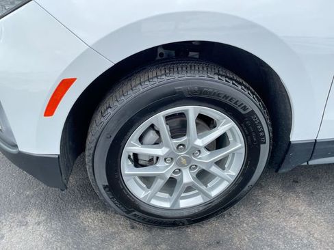 Used 2024 Chevrolet Equinox LT w/ LPO, Floor Liner Package image 8