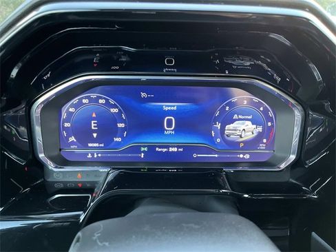 Used 2024 Chevrolet Silverado 1500 RST w/ Z71 Off-Road Package image 35