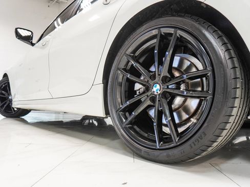 Used 2022 BMW 330i Sedan w/ M Sport Package RWD image 35