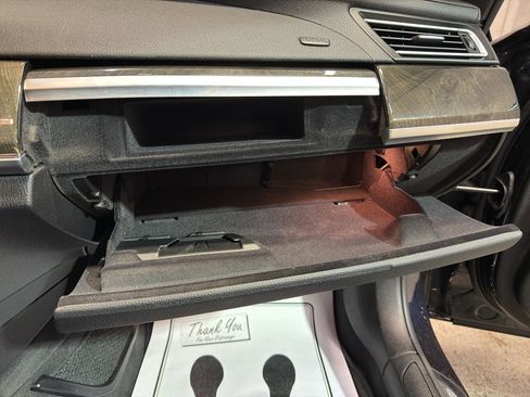 Used 2015 BMW 740Li image 24