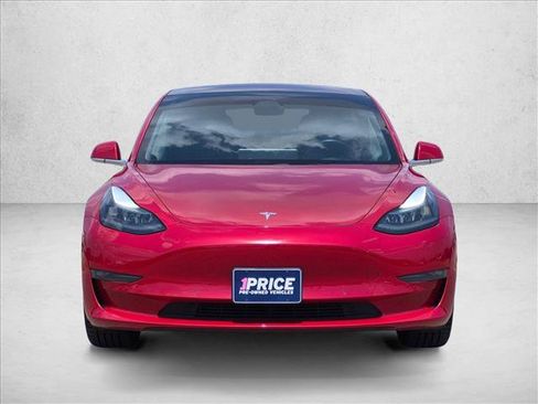 Used 2018 Tesla Model 3 Long Range RWD image 2