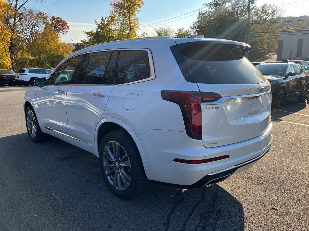 Used 2023 Cadillac XT6 Premium Luxury AWD/4WD image 7