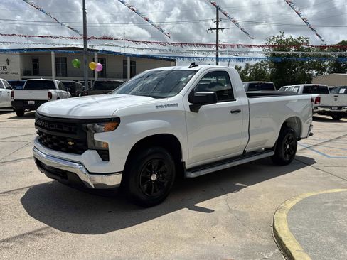 Used 2025 Chevrolet Silverado 1500 W/T RWD image 3
