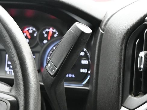 Used 2021 Chevrolet Silverado 1500 Custom Trail Boss AWD/4WD image 18