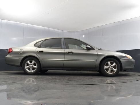 Used 2002 Ford Taurus SES FWD image 18