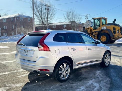 Used 2017 Volvo XC60 T5 Inscription w/ Preferred Option Package image 6