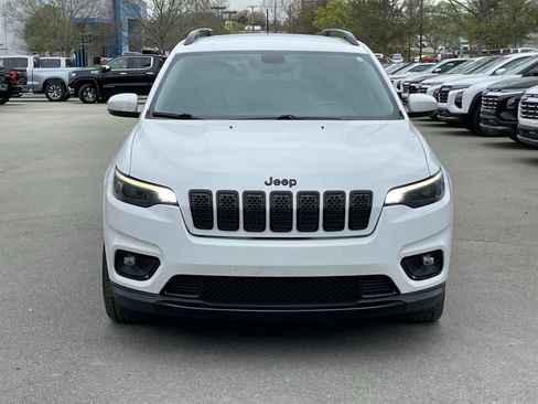 Used 2020 Jeep Cherokee Latitude Plus image 2