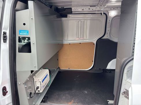 Used 2022 Ford Transit Connect XL FWD image 13