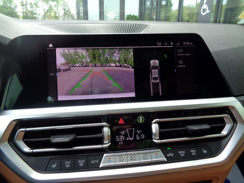 Used 2022 BMW 330e xDrive w/ Driving Assistance Package image 14