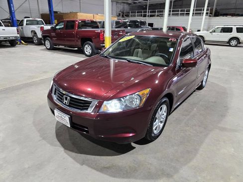 Used 2009 Honda Accord LX-P image 3