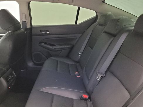 Used 2020 Nissan Altima 2.0 Platinum image 18