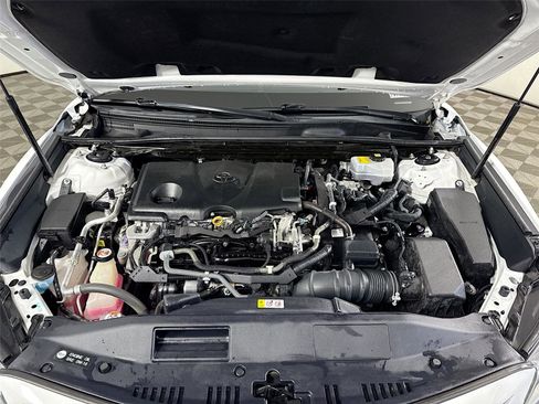 Used 2018 Toyota Camry SE w/ Audio Package image 22