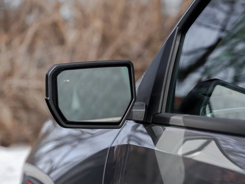 New 2026 GMC Canyon Elevation w/ Convenience Package image 12