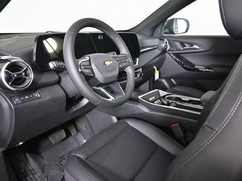 New 2026 Chevrolet Equinox LT w/ Convenience Package II image 22