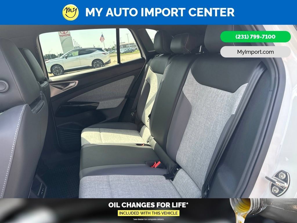 Used 2025 Volkswagen ID.4 Pro AWD/4WD image 24