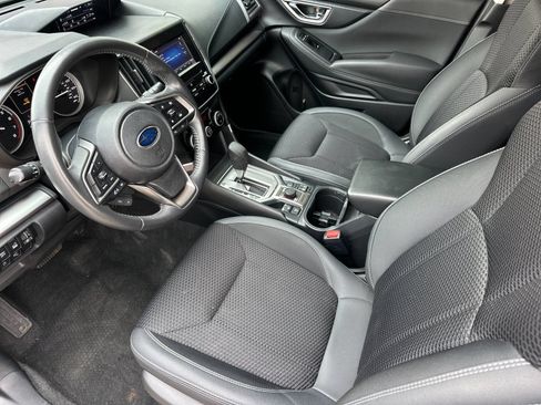 Used 2022 Subaru Forester Premium AWD/4WD image 9