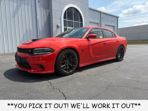 Used 2018 Dodge Charger R/T Scat Pack w/ Dynamics Package RWD image 3