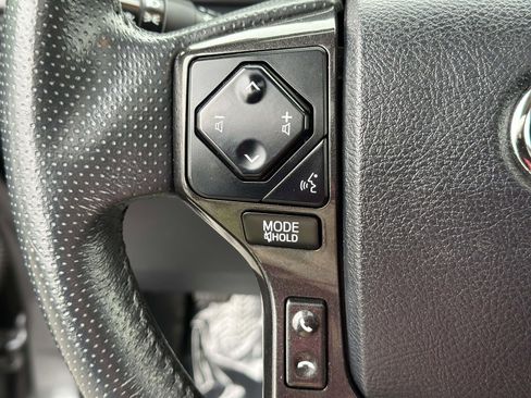 Used 2021 Toyota 4Runner TRD Off-Road Premium image 14