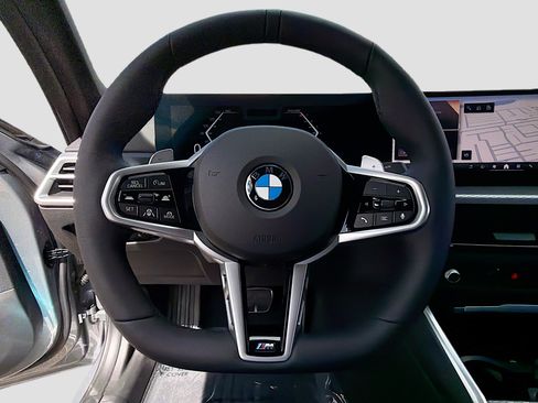 New 2026 BMW 330i Sedan w/ M Sport Package image 40