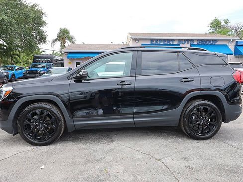 Used 2020 GMC Terrain SLT w/ Preferred Package image 2