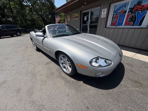 Used 2002 Jaguar XK8 Convertible RWD image 1