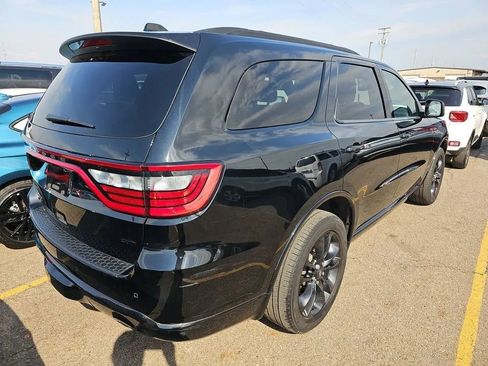 Used 2023 Dodge Durango GT image 7