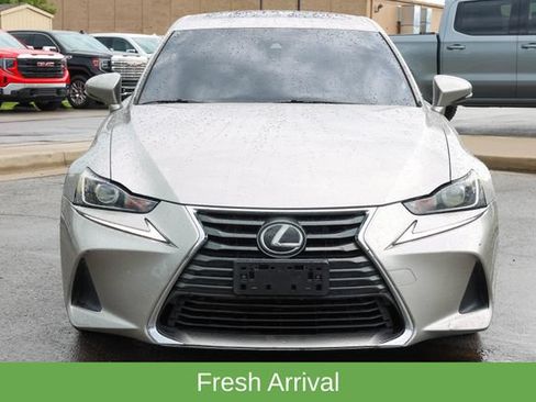 Used 2018 Lexus IS 300 AWD w/ Comfort Package image 2