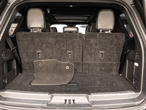 Used 2023 Lincoln Navigator Reserve AWD/4WD image 15