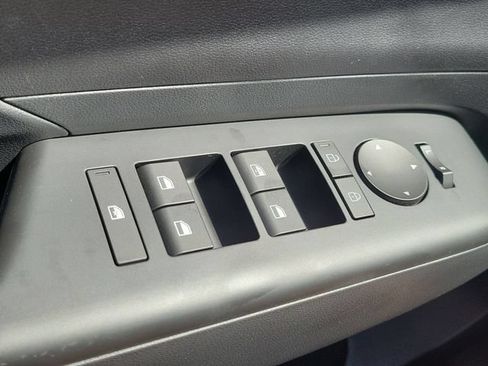 New 2027 Hyundai Kona SE FWD image 18