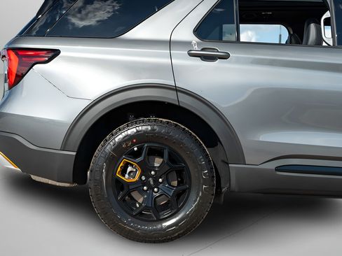 New 2026 Ford Explorer Tremor w/ Tremor Ultimate Package AWD/4WD image 7