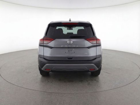 Used 2025 Nissan Rogue SV image 7