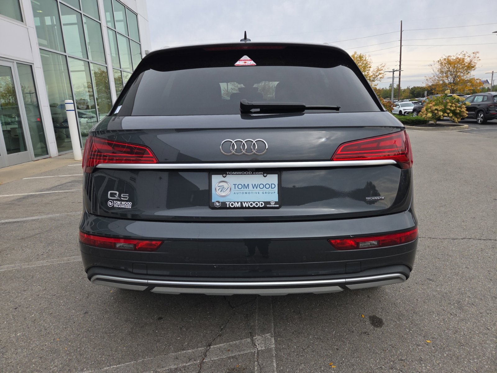 Used 2023 Audi Q5 2.0T Premium w/ Convenience Package AWD/4WD image 6