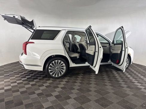 Used 2025 Hyundai Palisade Calligraphy AWD/4WD image 17