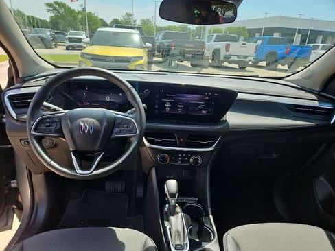 Used 2025 Buick Encore GX Preferred FWD image 19