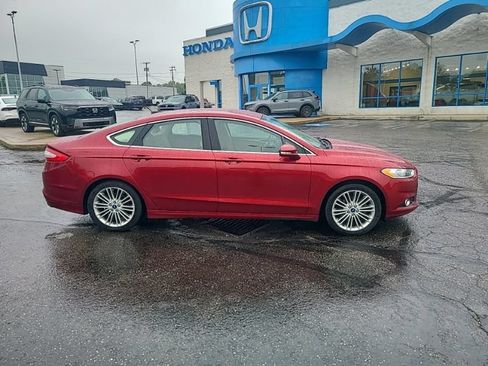 Used 2015 Ford Fusion SE w/ Equipment Group 202A FWD image 6