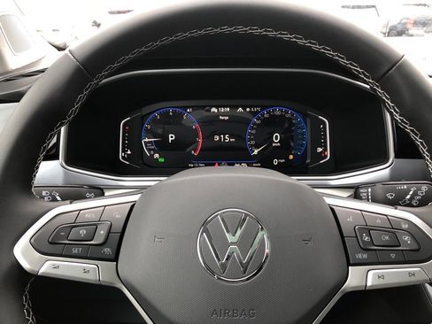 New 2026 Volkswagen Taos SEL AWD/4WD image 19