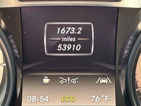 Used 2013 Mercedes-Benz SL 550 image 33