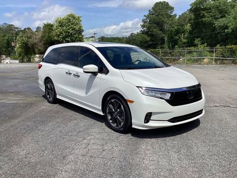 Used 2024 Honda Odyssey Elite image 1
