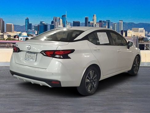 Used 2025 Nissan Versa SV w/ Trunk Package FWD image 4